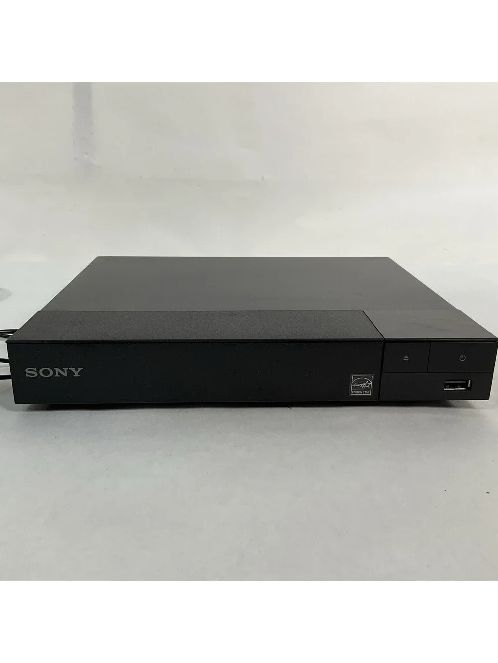 Sony BDP-S1700 Blu-Ray and DVD Player with Remote Control